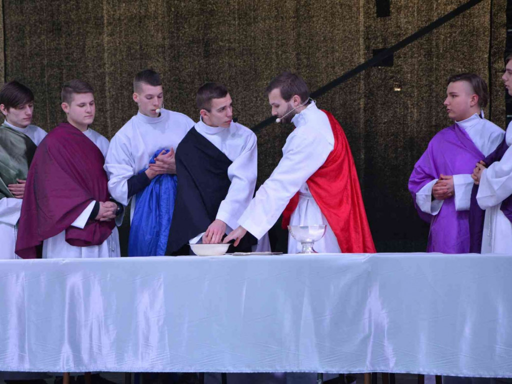 Kujawskie Misterium Męki Pańskiej. Ostatnia wieczerza i wydanie Jezusa [FOTO]