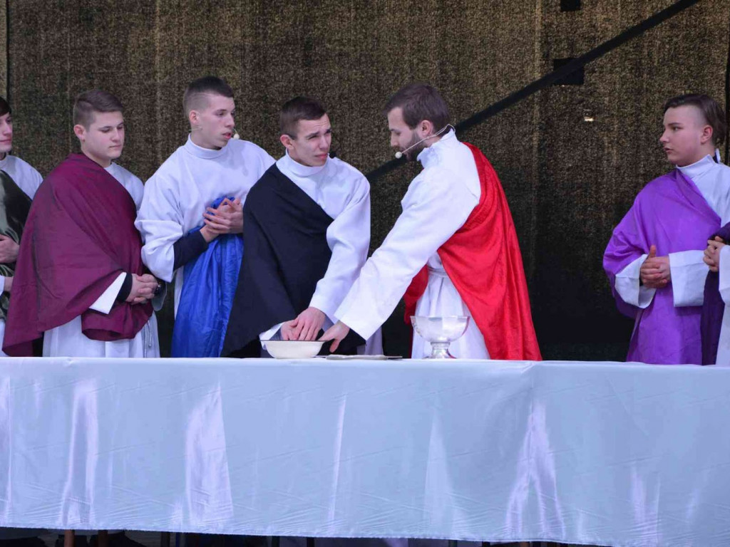 Kujawskie Misterium Męki Pańskiej. Ostatnia wieczerza i wydanie Jezusa [FOTO]