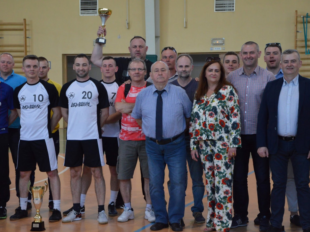 Zakończyliśmy rozgrywki Kruszwickiej Ligi Piłki Halowej [FOTO+WYNIKI]