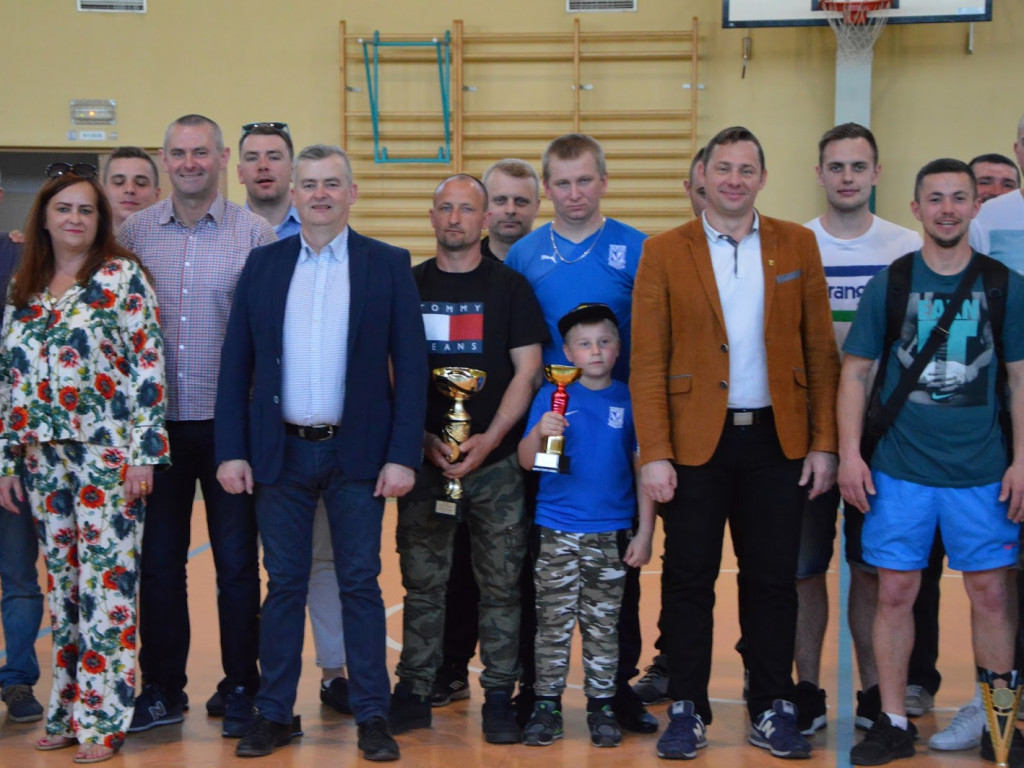 Zakończyliśmy rozgrywki Kruszwickiej Ligi Piłki Halowej [FOTO+WYNIKI]