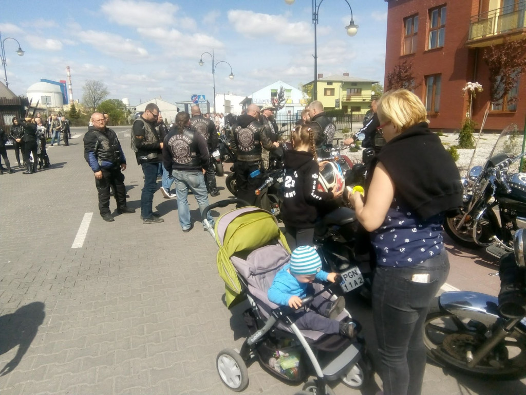 300 motocyklistów wzięło w otwarciu sezonu motocyklowego Born to Ride MC Poland