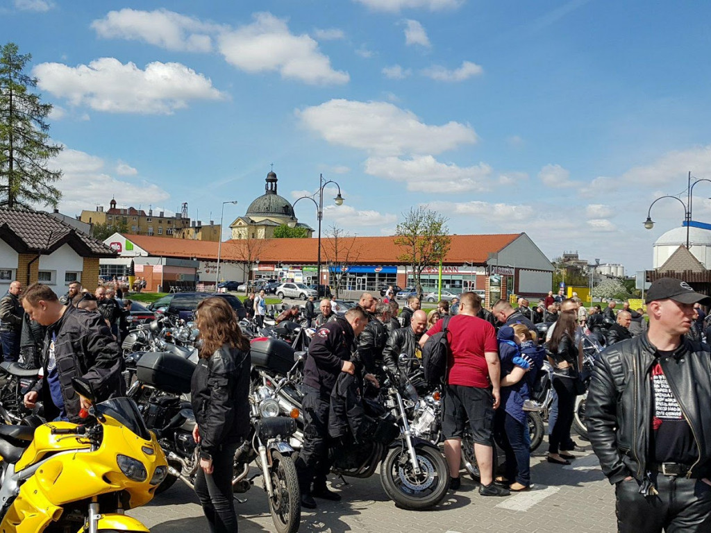300 motocyklistów wzięło w otwarciu sezonu motocyklowego Born to Ride MC Poland