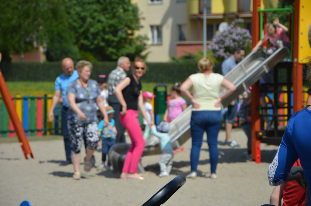Otwarcie placów zabaw