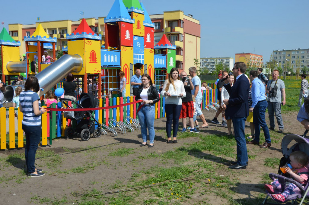 Otwarcie placów zabaw