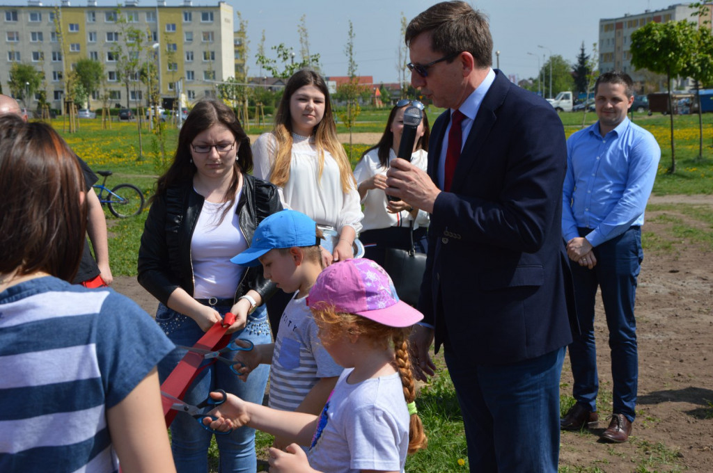 Otwarcie placów zabaw