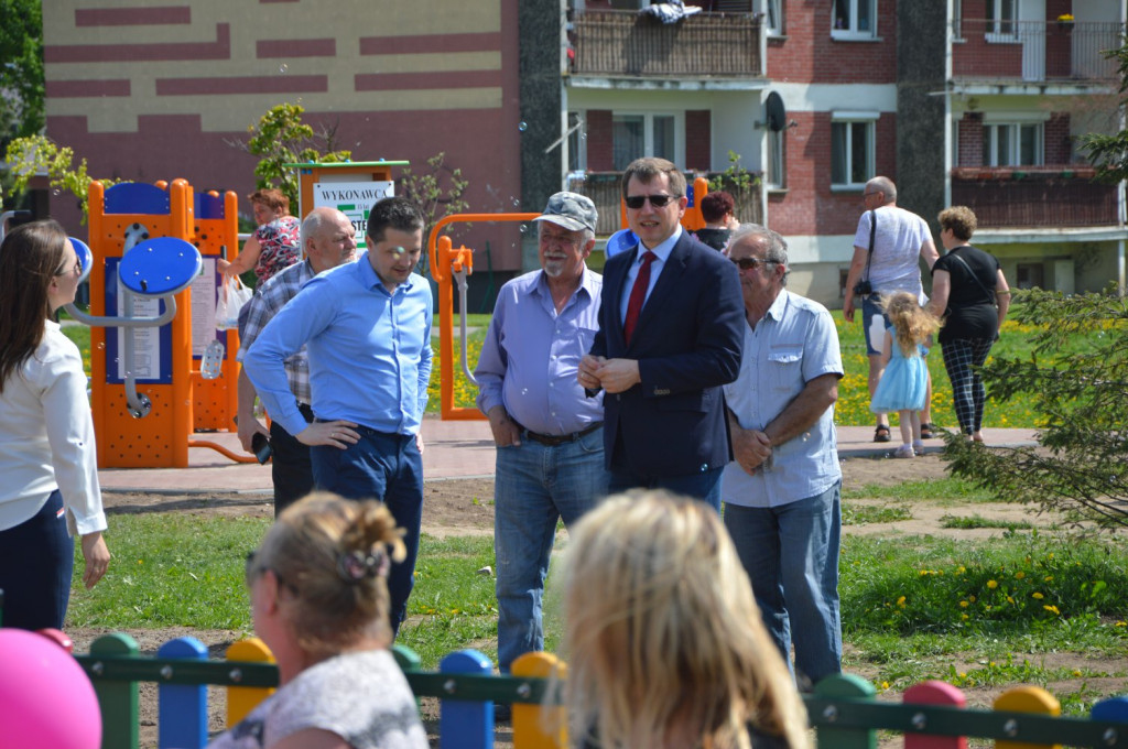 Otwarcie placów zabaw