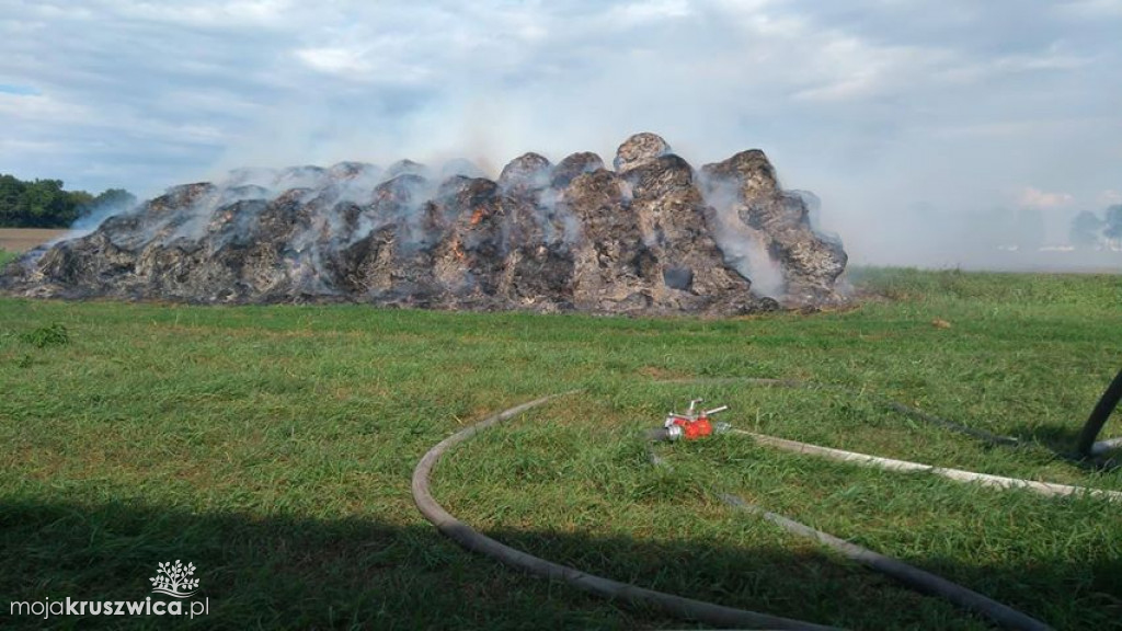 Pożar stogu w Szarleju