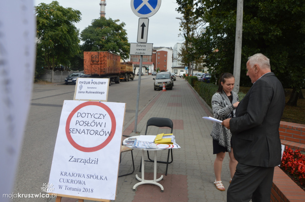 Senator Rulewski ogłosił dyżur polowy pod cukrownią