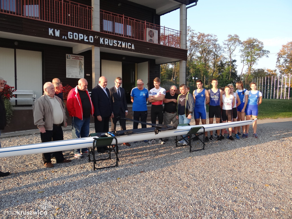 Przekazanie nowej łodzi w KW Gopło