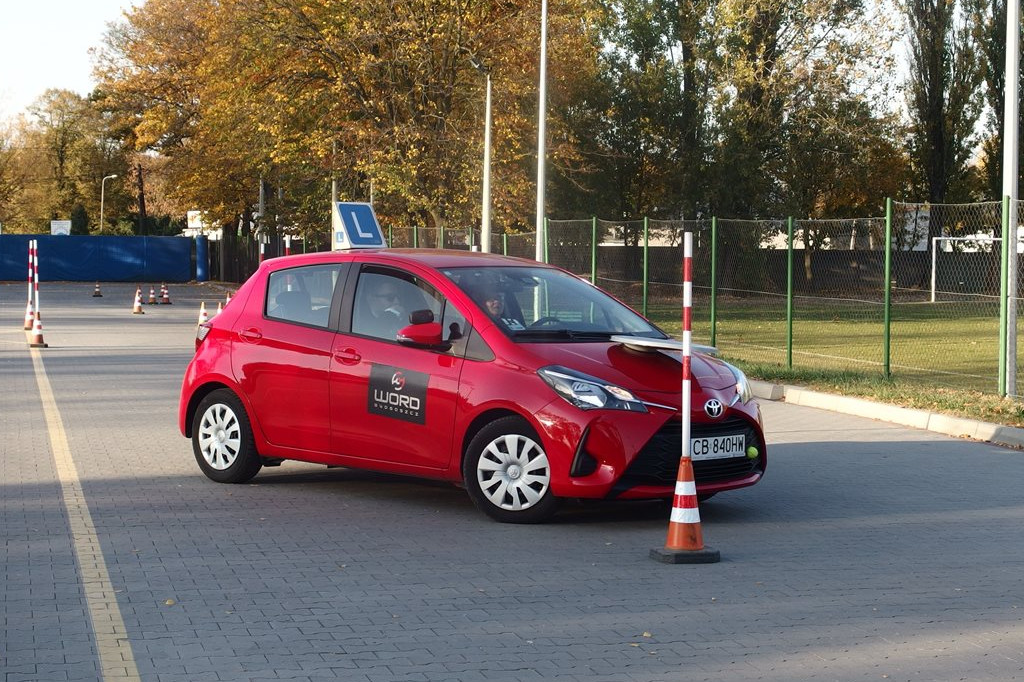 Przeszli kurs teoretyczny i praktyczny z techniki jazdy!