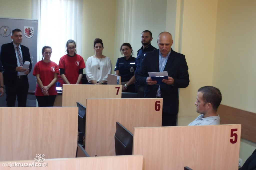 Przeszli kurs teoretyczny i praktyczny z techniki jazdy!