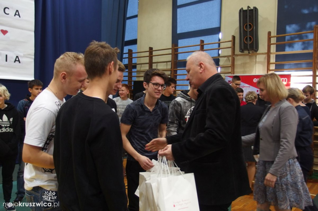 Dar krwi darem serca i darem życia. Event nie tylko ze służbami