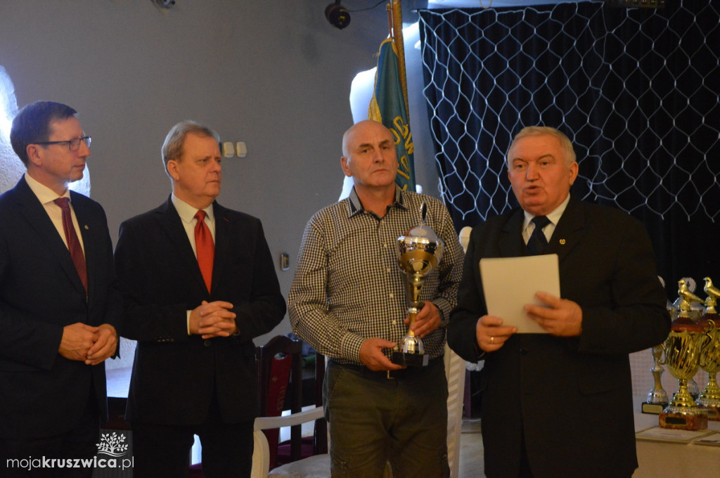Hodowcy gołębi świętowali podsumowanie sezonu