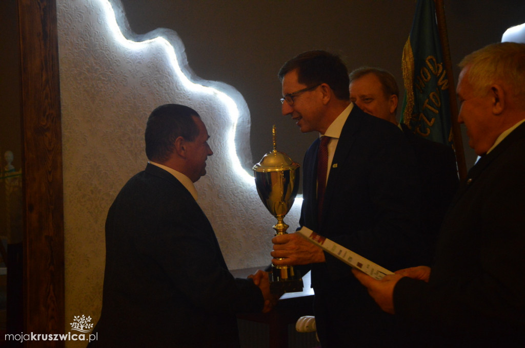 Hodowcy gołębi świętowali podsumowanie sezonu