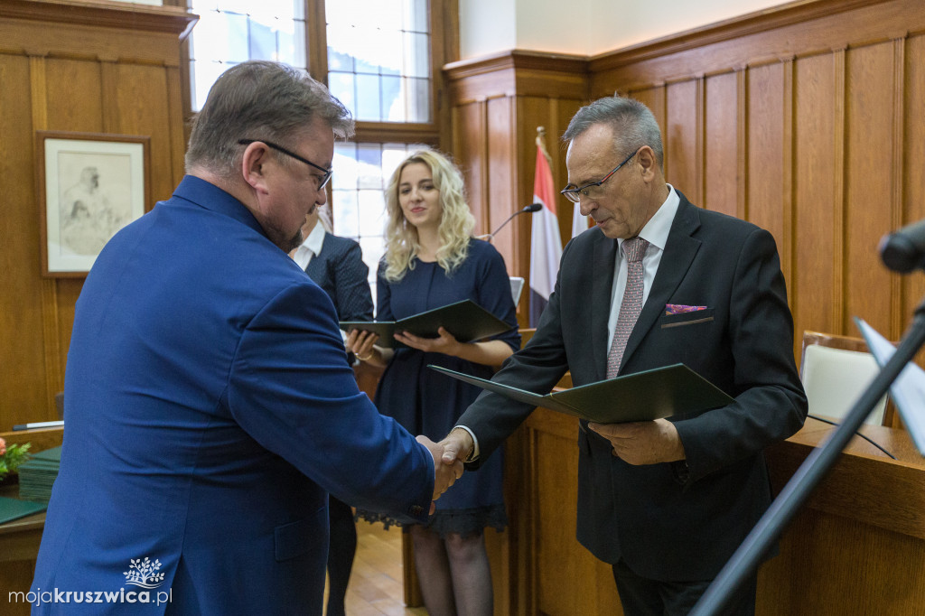 Radni sejmiku otrzymali zaświadczenia
