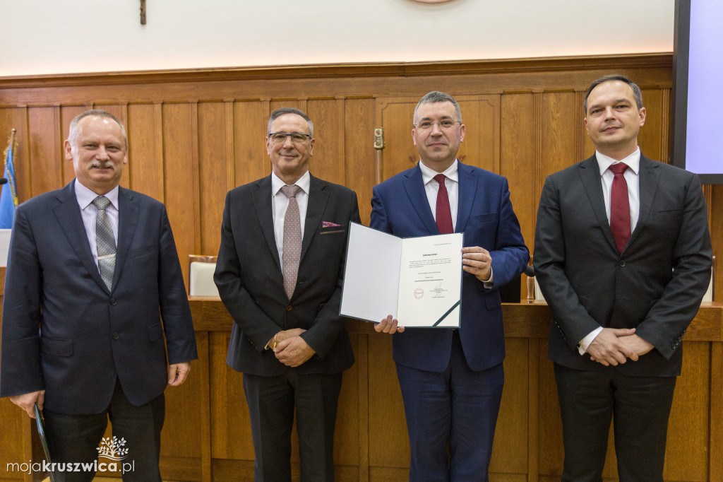 Radni sejmiku otrzymali zaświadczenia