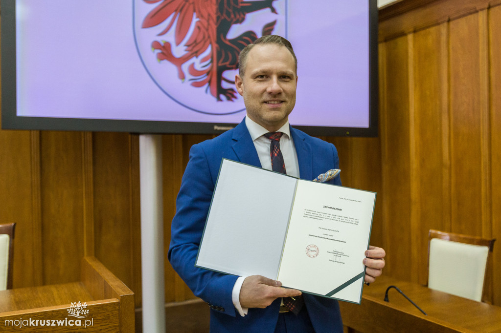 Radni sejmiku otrzymali zaświadczenia