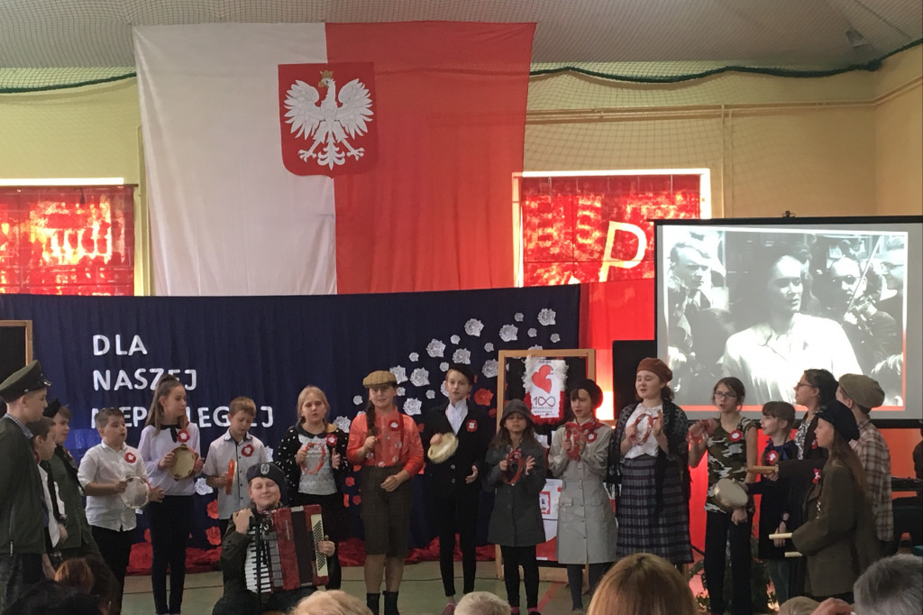 Święto Niepodległości w Chełmcach