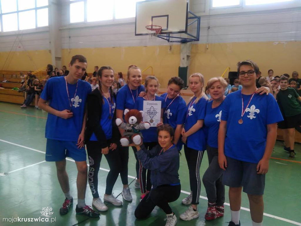 III SPARTAKADIA RYWALIZACJA NA HALI