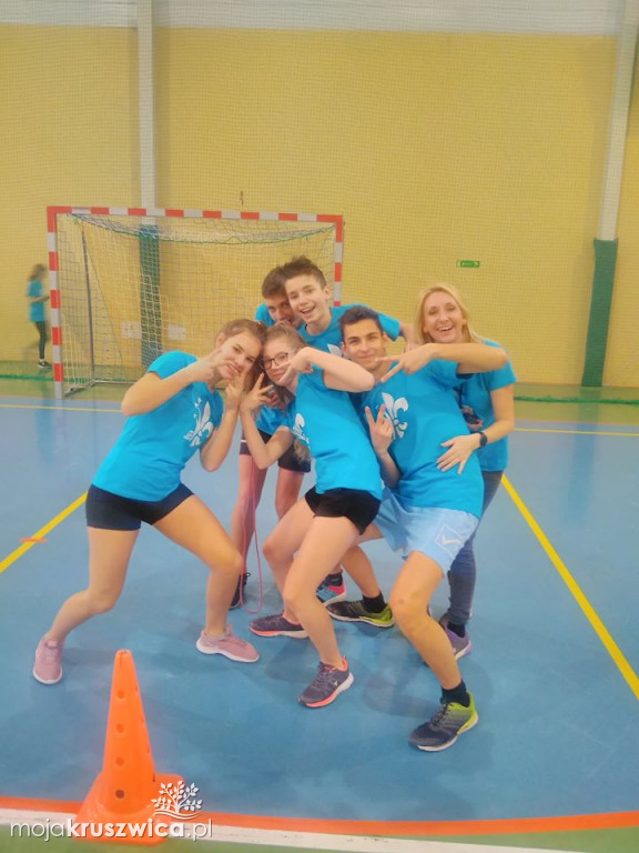 III SPARTAKADIA RYWALIZACJA NA HALI