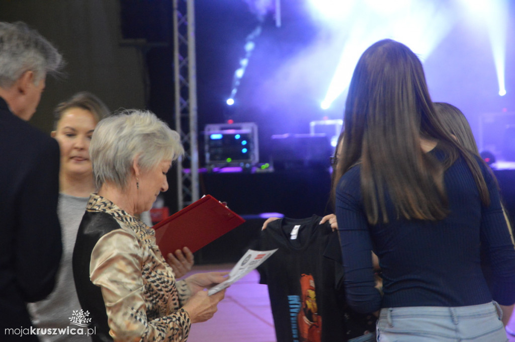 Koncert charytatywny część II