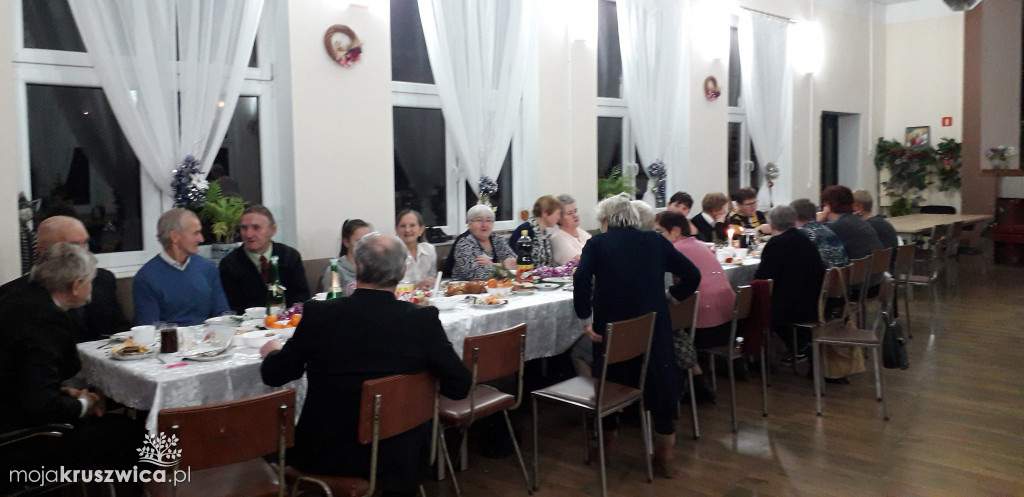 Seniorzy na wigilii