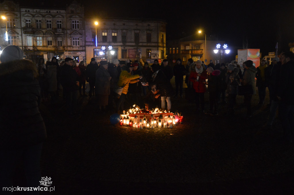 Ponad podziałami na rynku w Kruszwicy