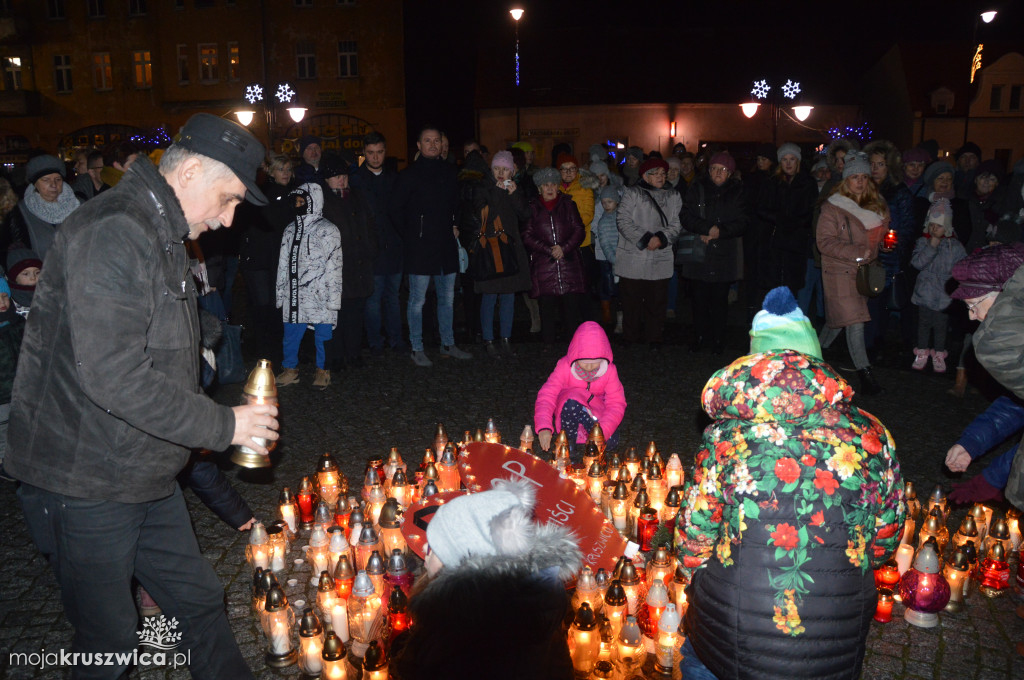Ponad podziałami na rynku w Kruszwicy