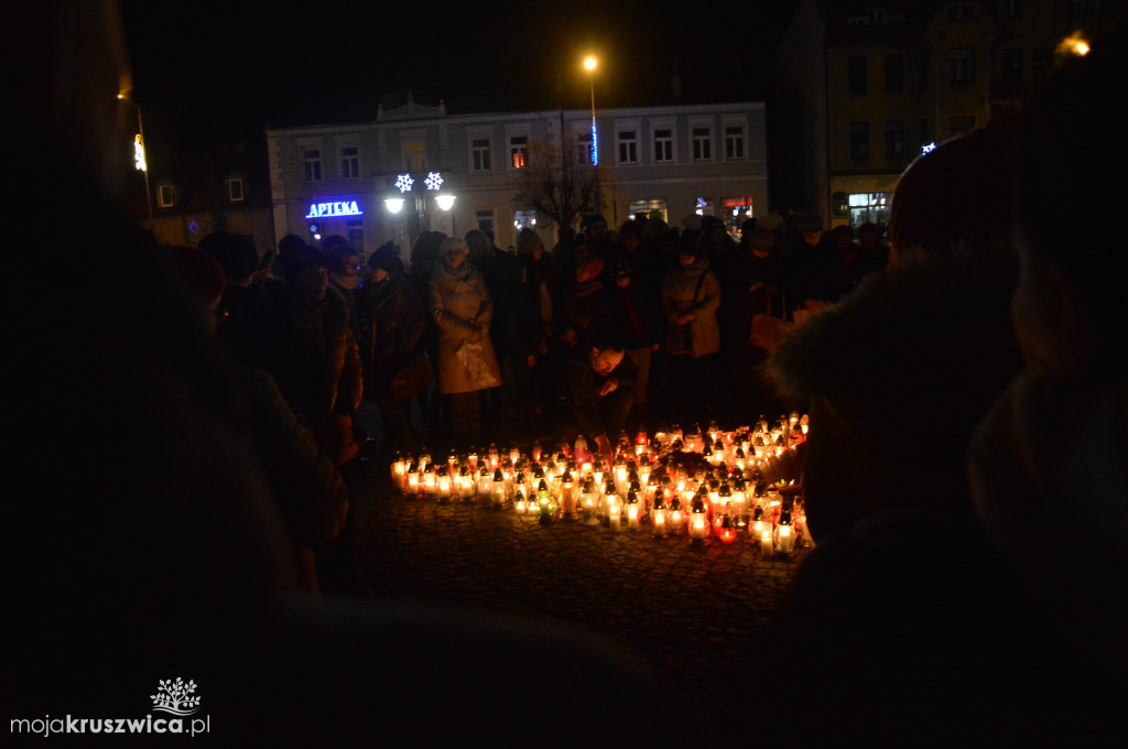 Ponad podziałami na rynku w Kruszwicy