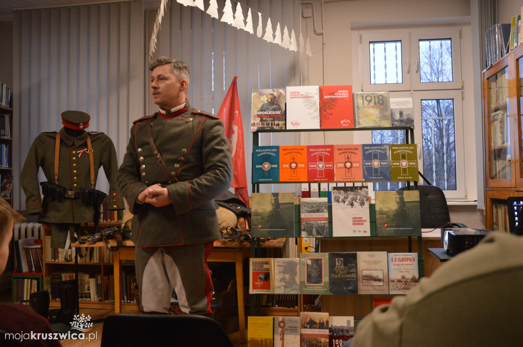 Leszek Kalicki w kruszwickiej bibliotece