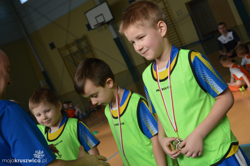 Mali piłkarze zmierzyli się na kruszwickiej hali