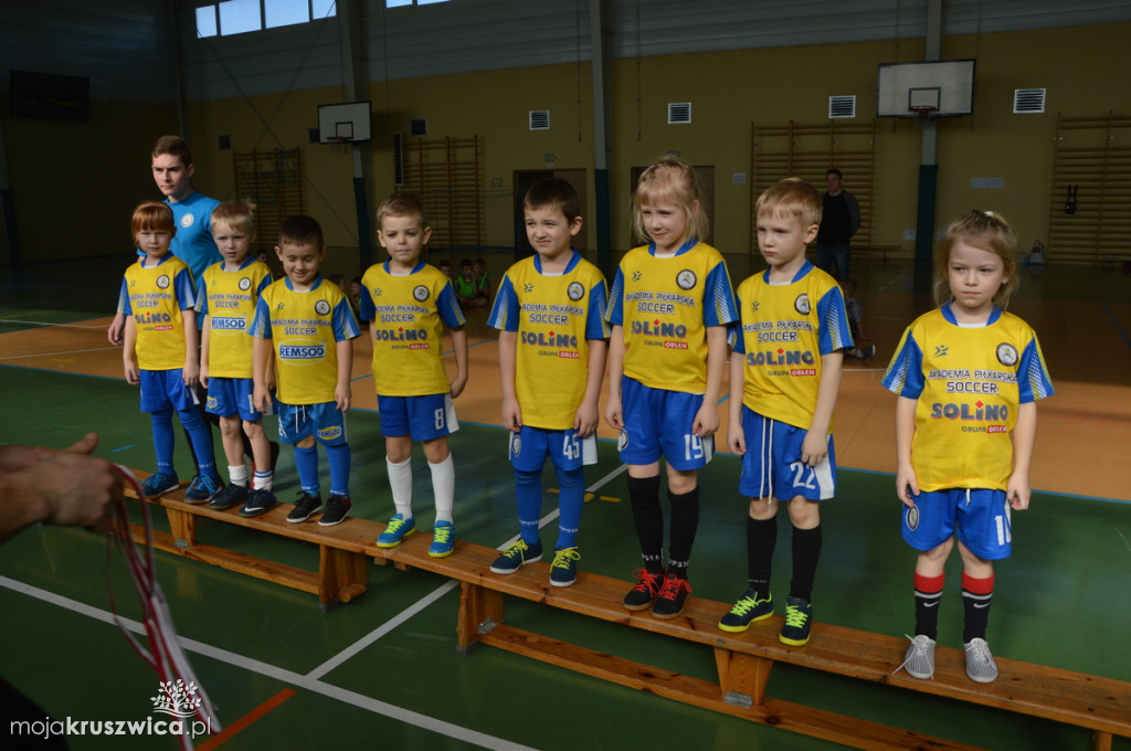 Mali piłkarze zmierzyli się na kruszwickiej hali