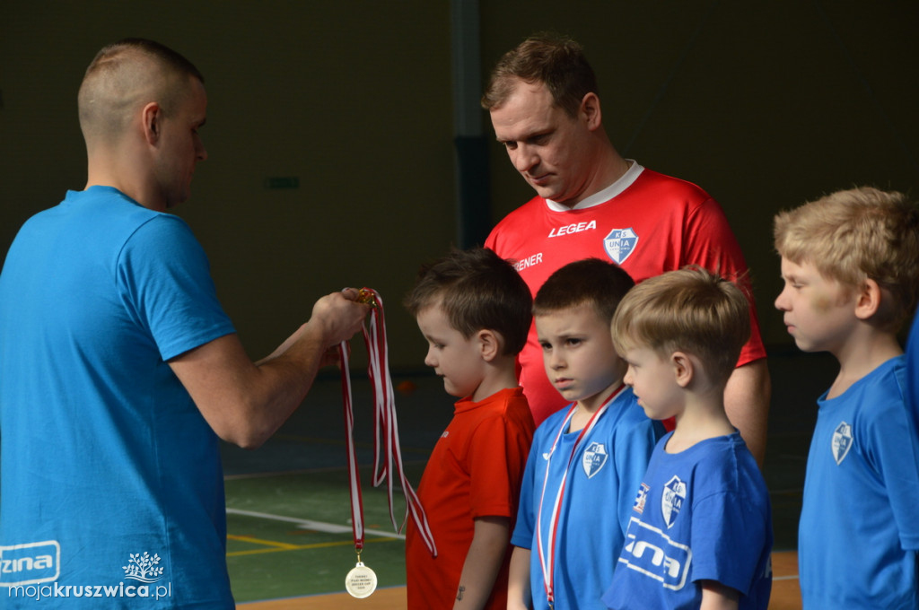 Mali piłkarze zmierzyli się na kruszwickiej hali