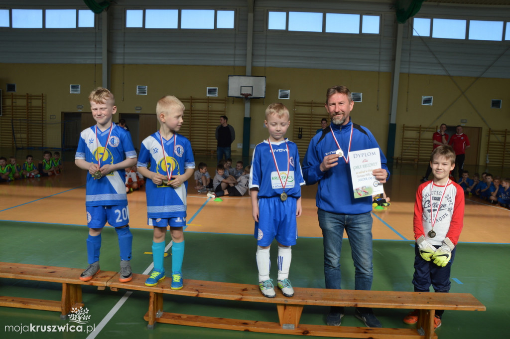 Mali piłkarze zmierzyli się na kruszwickiej hali