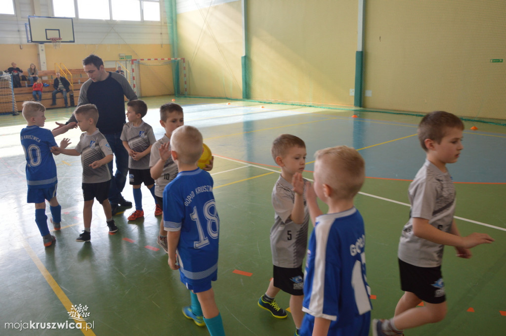 Mali piłkarze zmierzyli się na kruszwickiej hali