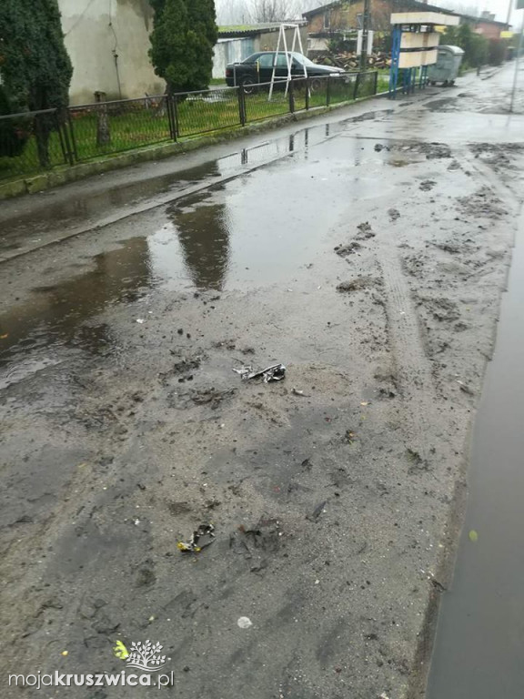 Mieszkańcy Szarleja pytają o chodnik