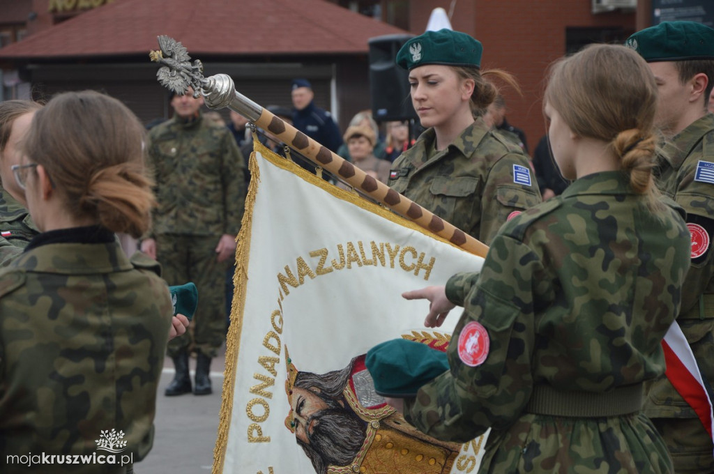 Uroczystość ślubowania klas mundurowych