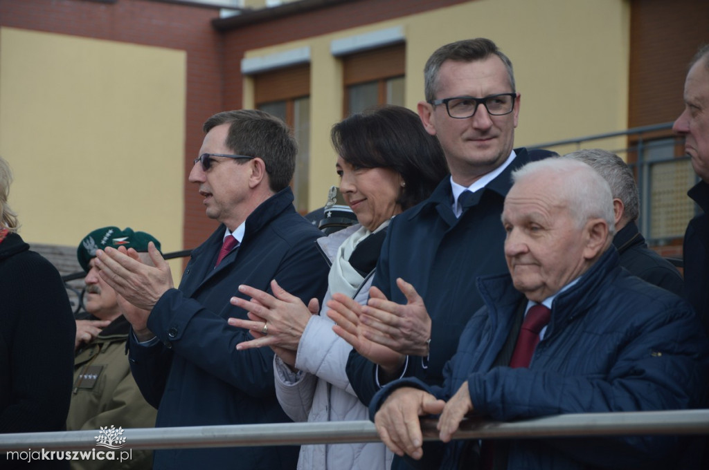 Uroczystość ślubowania klas mundurowych