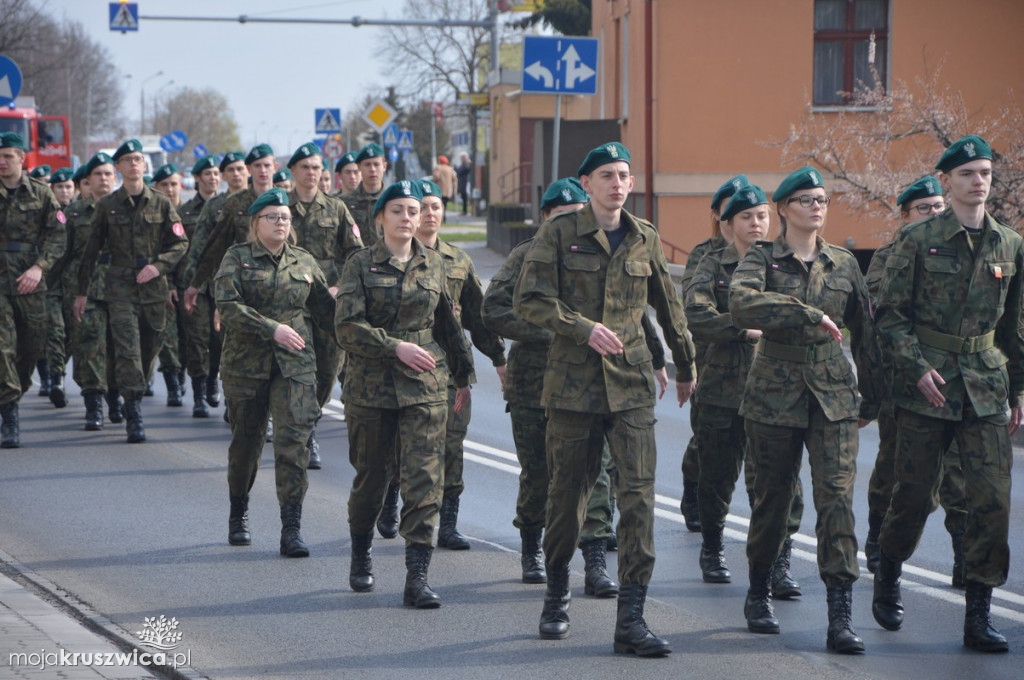 Uroczystość ślubowania klas mundurowych
