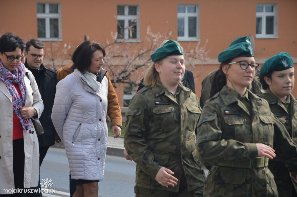Uroczystość ślubowania klas mundurowych