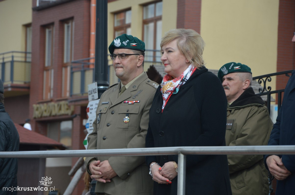 Uroczystość ślubowania klas mundurowych