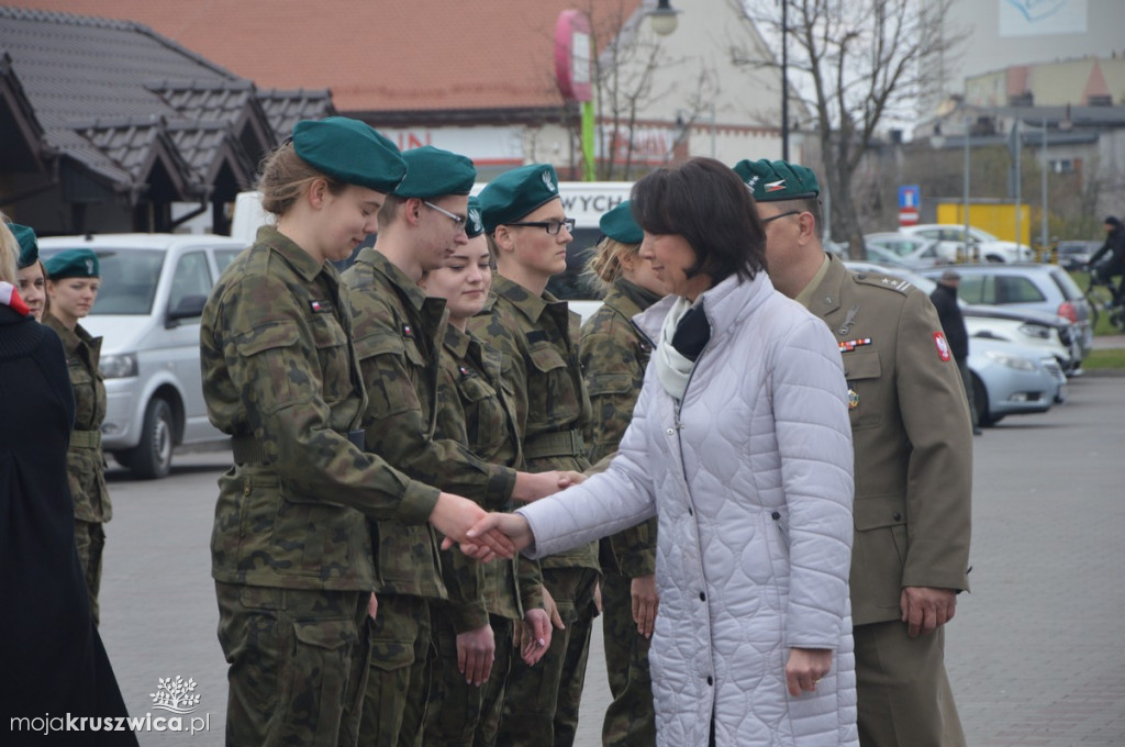 Uroczystość ślubowania klas mundurowych
