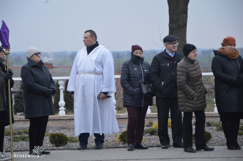 Droga Krzyżowa w Chełmcach