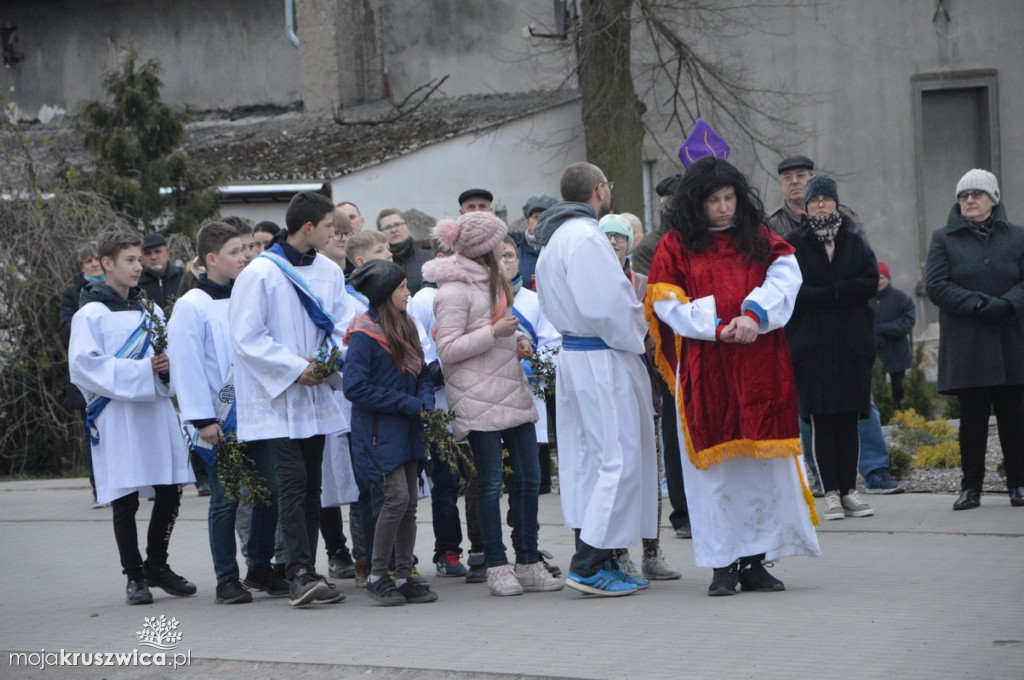 Droga Krzyżowa w Chełmcach