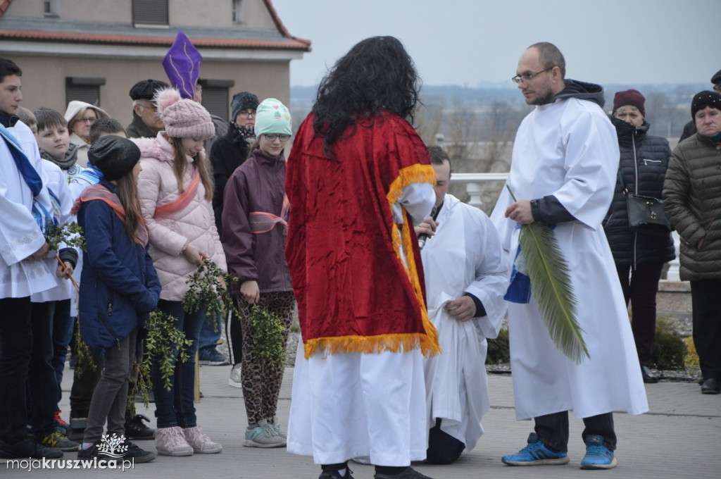 Droga Krzyżowa w Chełmcach