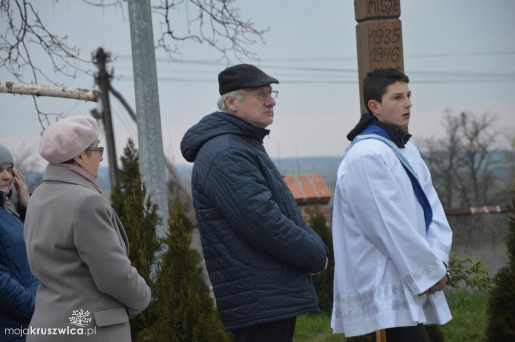 Droga Krzyżowa w Chełmcach