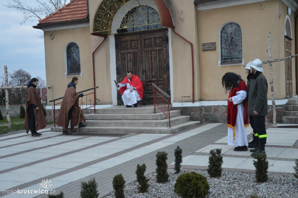 Droga Krzyżowa w Chełmcach