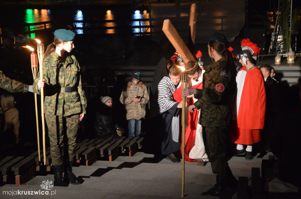 Droga Krzyżowa i ukrzyżowanie Jezusa
