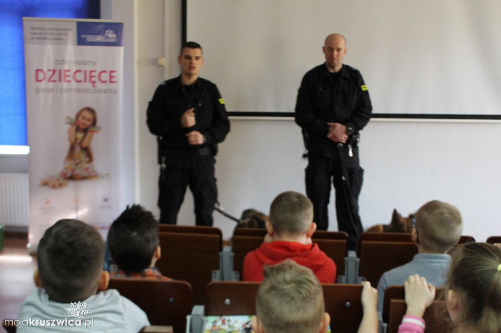 Odkrywali pasję razem z policjantami