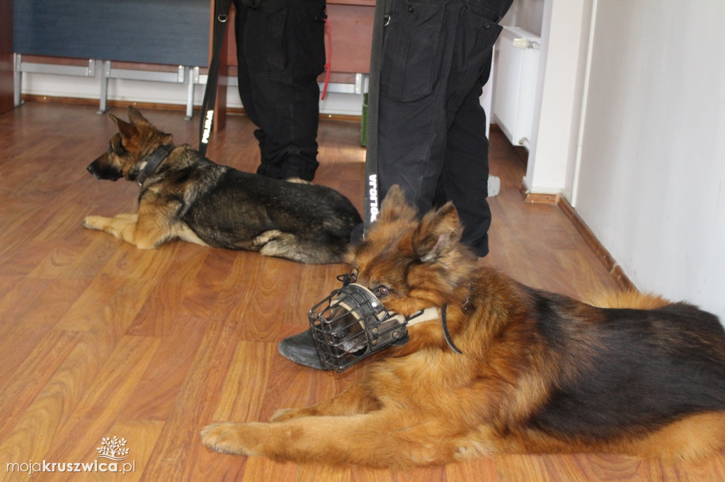 Odkrywali pasję razem z policjantami